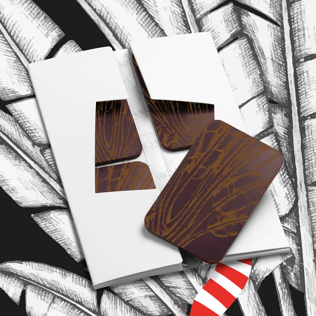 Tablette-écrin Sambiraja (chocolat noir 77% Madagascar)