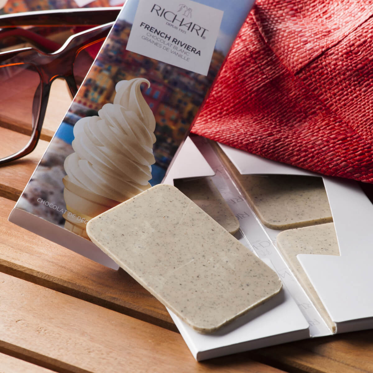 Tablette-écrin French Riviera (chocolat blanc aux graines de vanille)